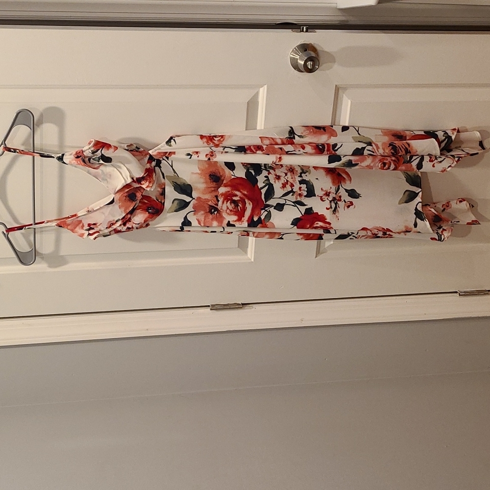 NWOT Off white dress